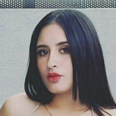 roberta_lipa blowjob|Roberta Lipa, conhecida por seus vídeos no OnlyFans, faz sexo。